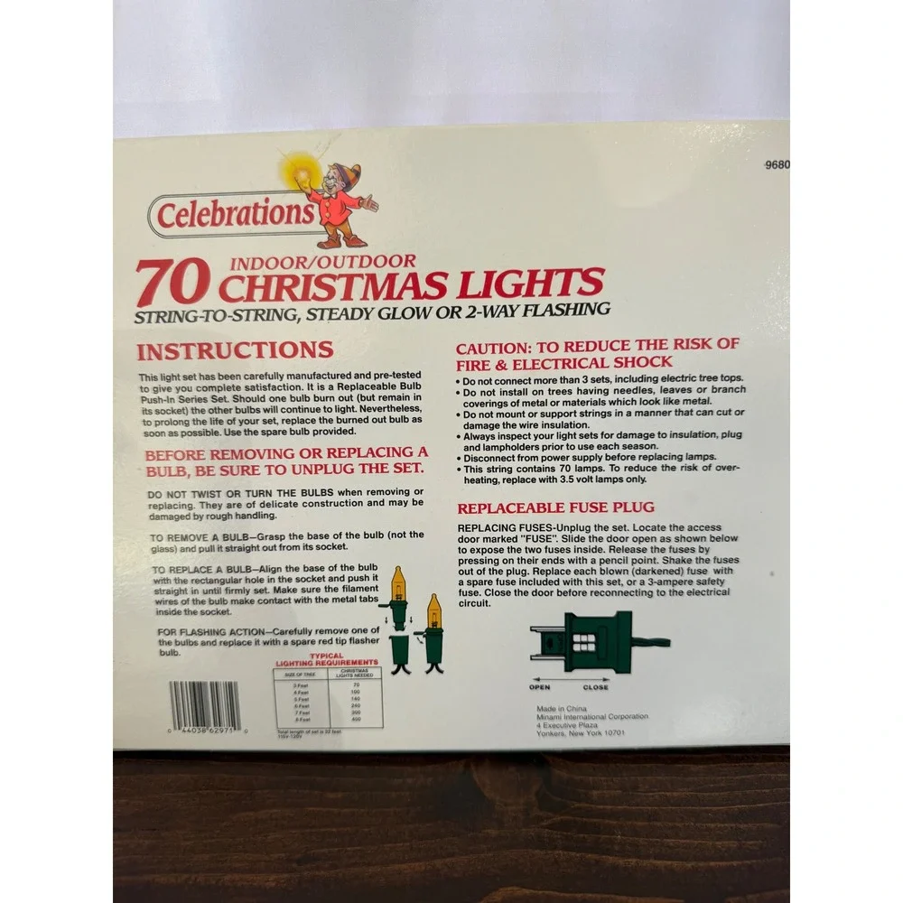 VTG Celebrations 70 Christmas Lights Clear Indoor Outdoor String Flashing 22ft